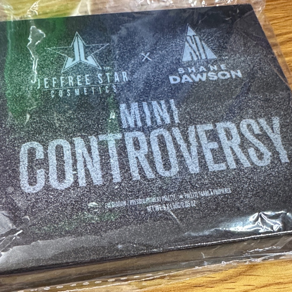💔💔NOT FOR SALE💔💔 Jeffree Star Mini Controversy Palette